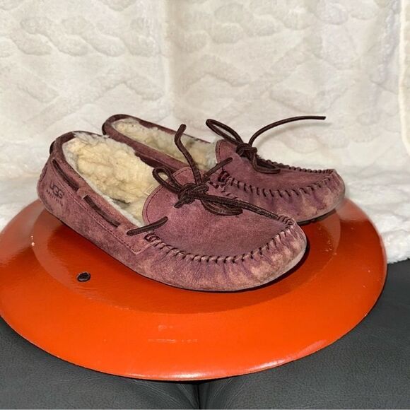 UGG 6 EU 37 Mauve Pink Brown Suede Leather Sheepskin Lined Slip on Slippers - Picture 1 of 10